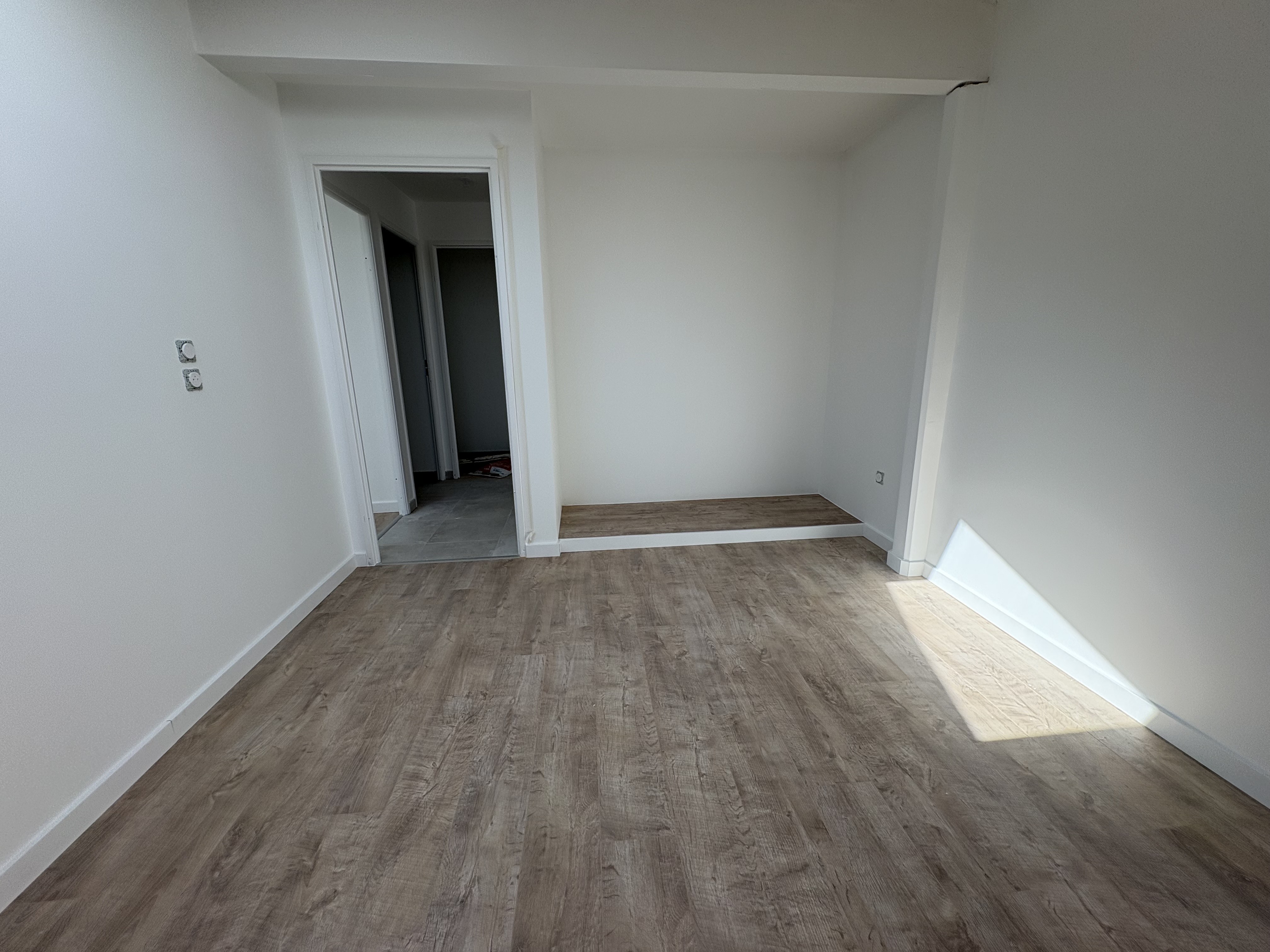 Chantier Parquet à Balma – Pose de sol stratifié dans deux chambres