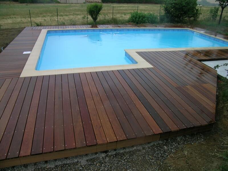 Terrasse contour de piscine en bois Toulouse